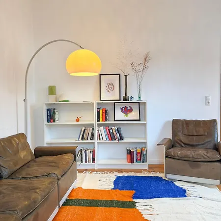 Design-altbau Mit Garten Im Herzen Von Deidesheim