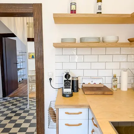 Apartamento Design-altbau Mit Garten Im Herzen Von