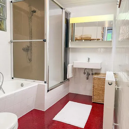 Design-altbau Mit Garten Im Herzen Von *